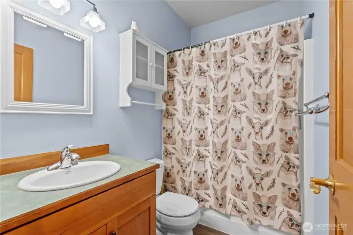 Upstairs Full Bath Upstairs Full Bath