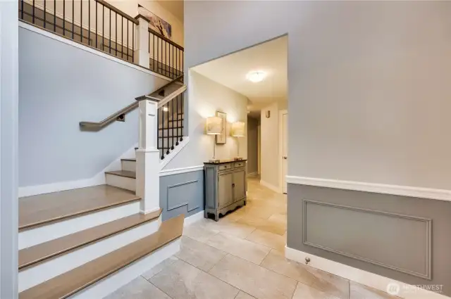 Foyer.