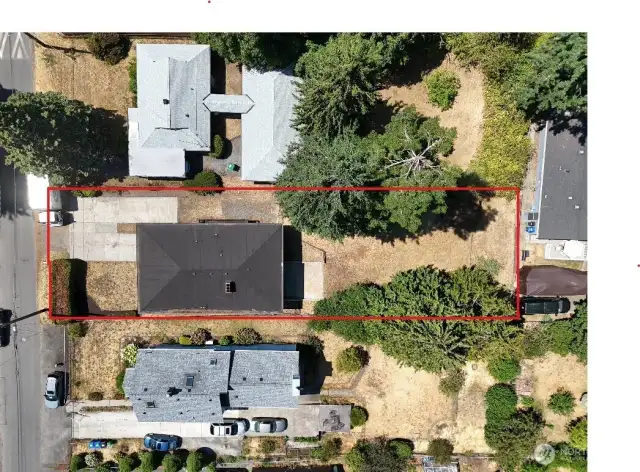 Room to build on this 10,000+ sq ft lot. Only minutes to I-5 and Downtown Seattle.
