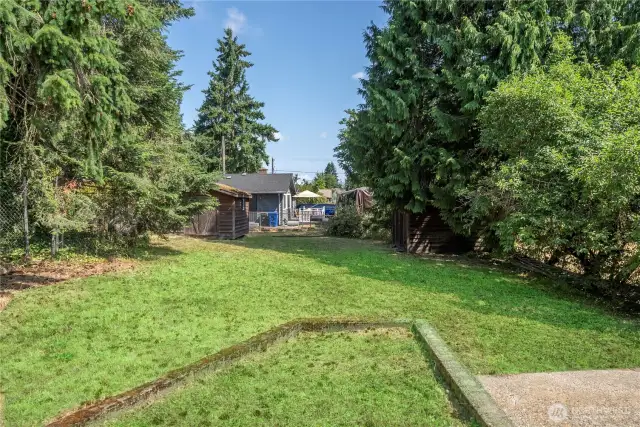 2 storage sheds at the back of the property