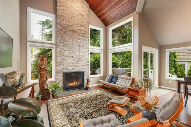 Enormous windows and brand-new skylights everywhere bring in all the light, while affording constant views of the nature surrounding you.