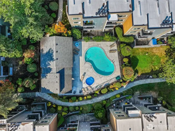 MIRA amenities include a pool and hot tub