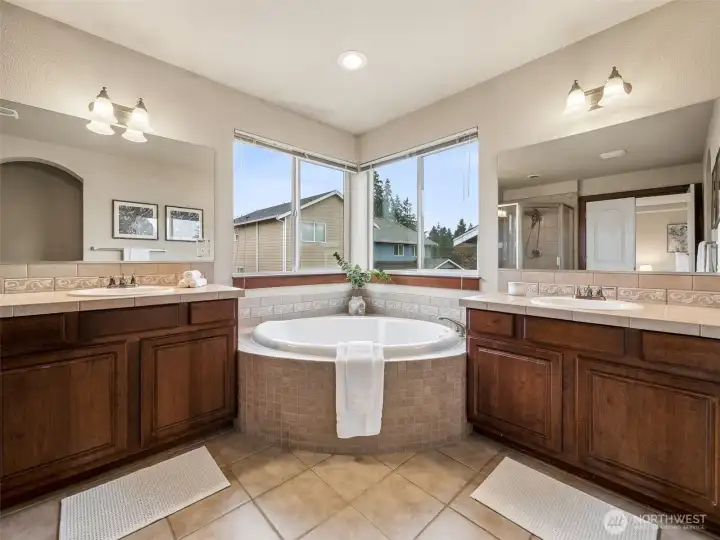 5 piece primary bathroom