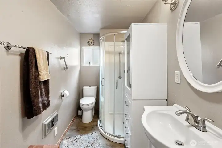 Upstairs 3/4 bathroom