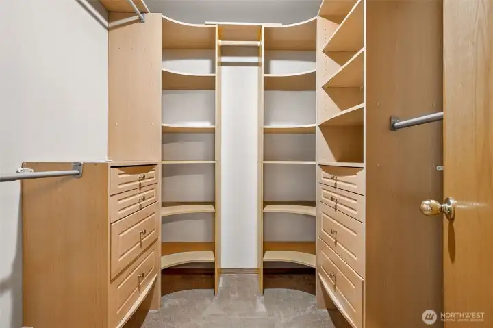 Walk-in closet