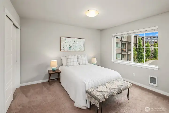 Upper floor bedroom 2