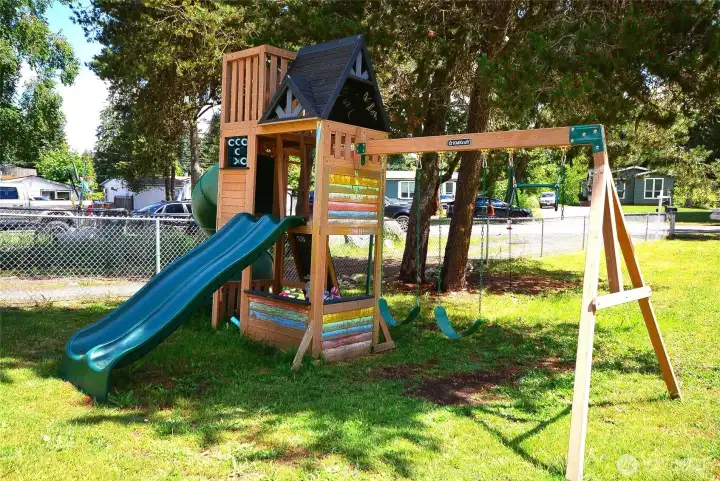 Playset will stay with the home, offering a ready-made outdoor play area for family enjoyment