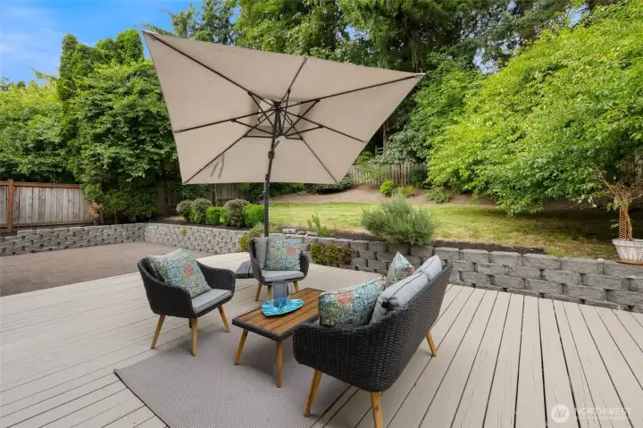Imagine grilling or entertaining on the private deck Imagine grilling or entertaining on the private deck