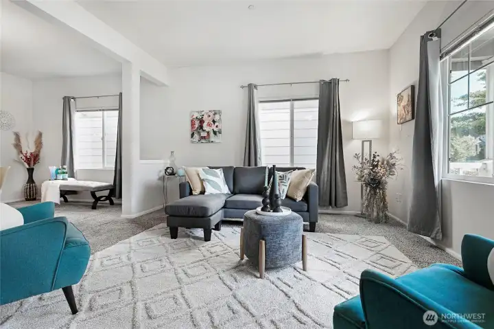 Over-height ceilings (9 feet) over-sized windows designed to capture the light. Over-height ceilings (9 feet) over-sized windows designed to capture the light.