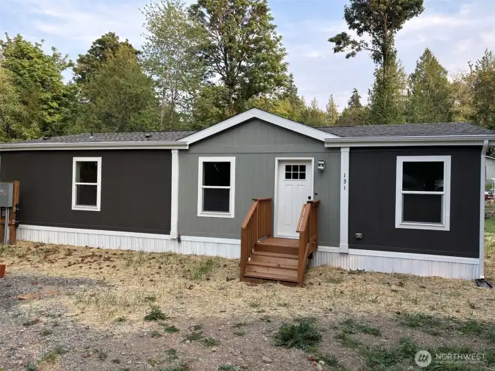 Front view of home.