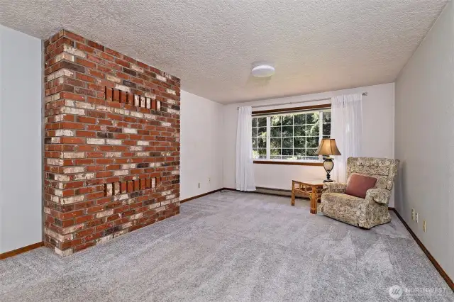Secondary living room. Perfect for library, play room or office.