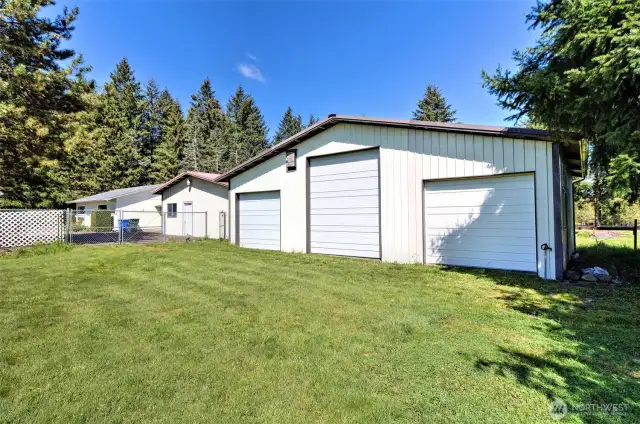 3-Bay shop.