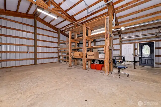 Interior 3-Bay.