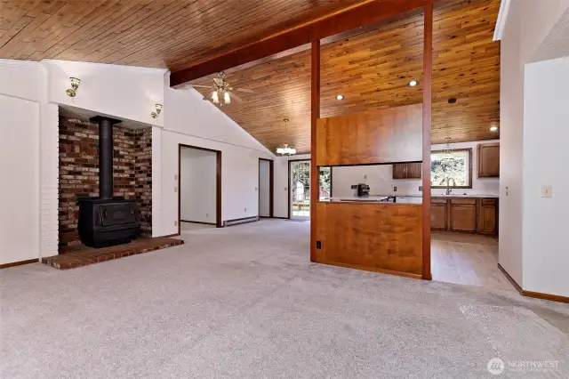 Great room & update kitchen.