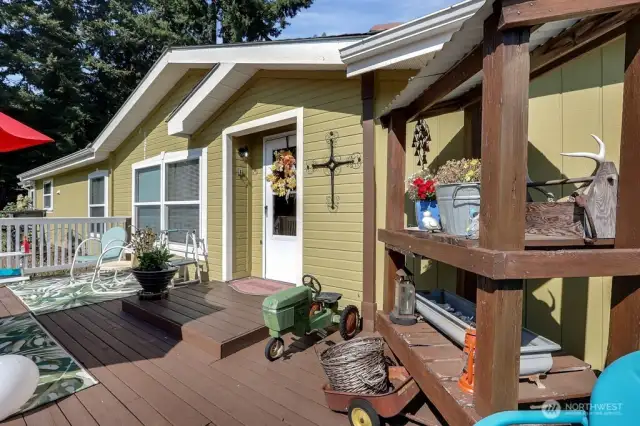 3209 Front Entry