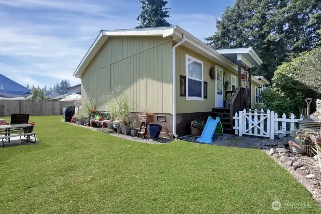 3209 Exterior
