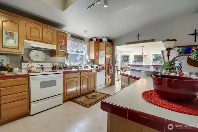 3209 Kitchen