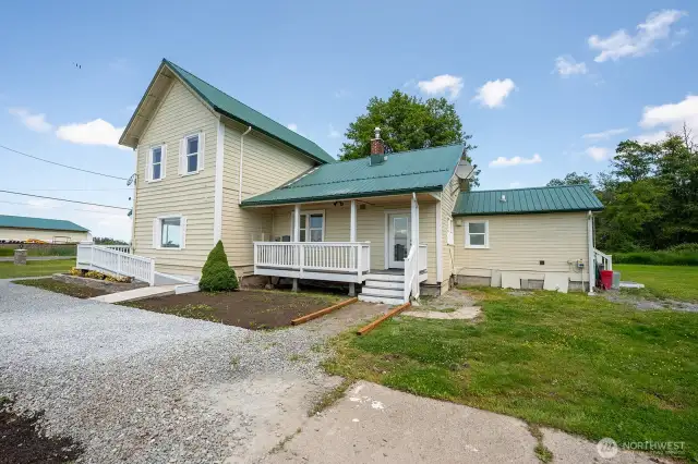 Home features two convenient entryways.
