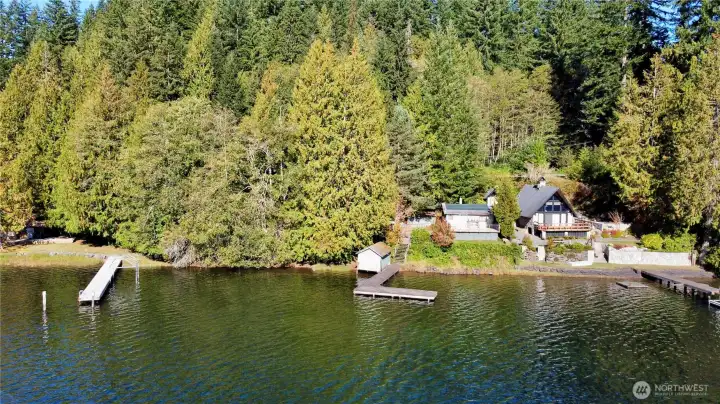 Take advantage of a rare 164 feet of shoreline!