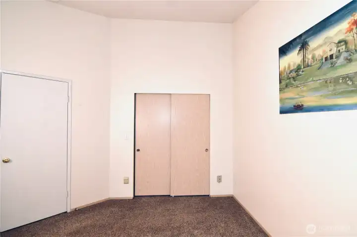 Primary Bedroom - Closet