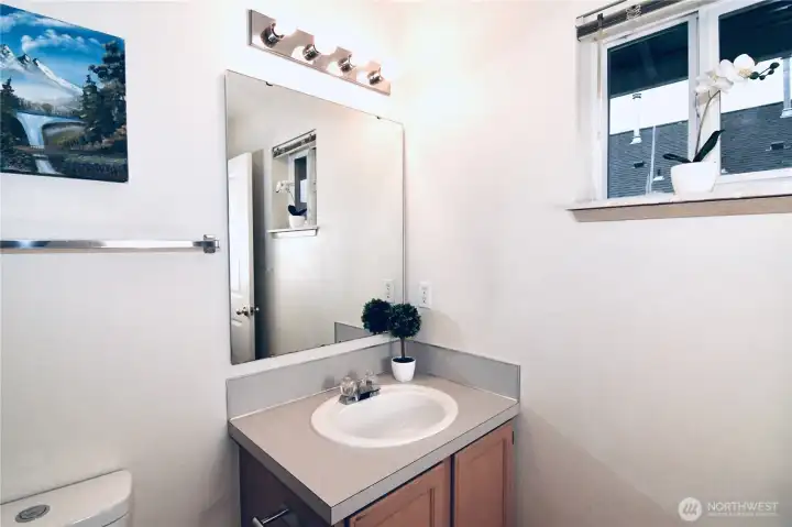 Bedroom 2 - Full Bath2.2