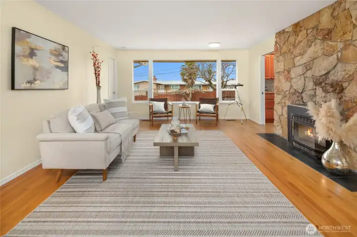 Tons of Natural Light