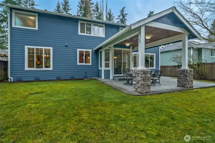 Backyard w/ Covered Patio
