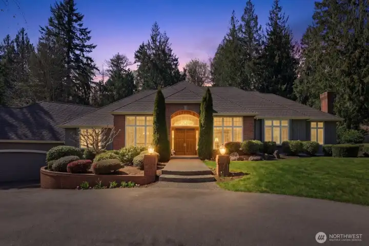 This remarkable Hollywood Hill residence combines timeless craftsmanship, generous proportions, and thoughtful updates in one of Woodinville’s most desirable settings.
