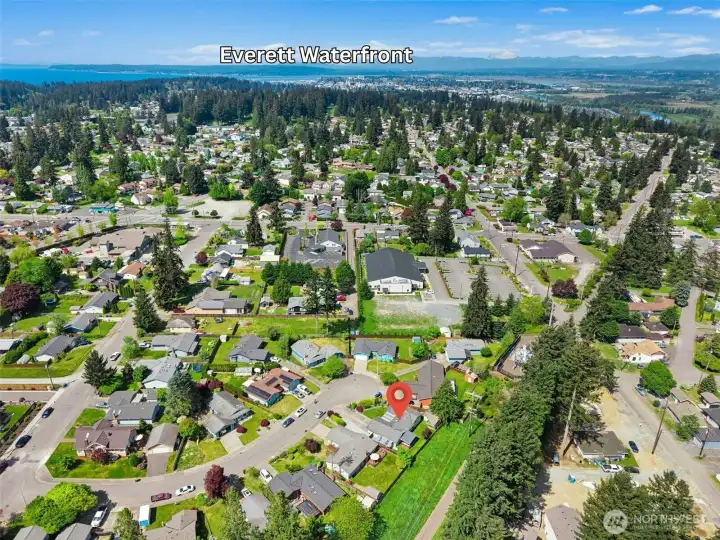 Enjoy all there is to do and see at the Everett Waterfront - just a 15 mins drive!