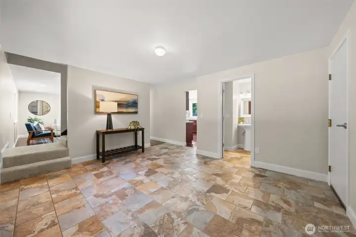 Inviting and open entry way