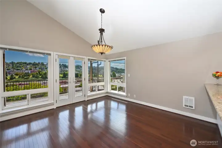 Dining Room to Deck Dining Room to Deck
