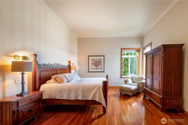 Master Bedroom Master Bedroom