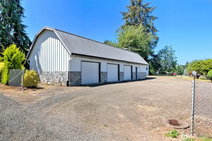 3-bay workshop