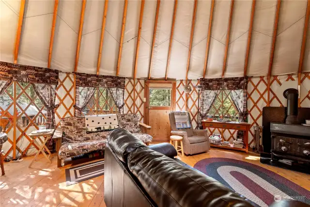 living rm lg yurt