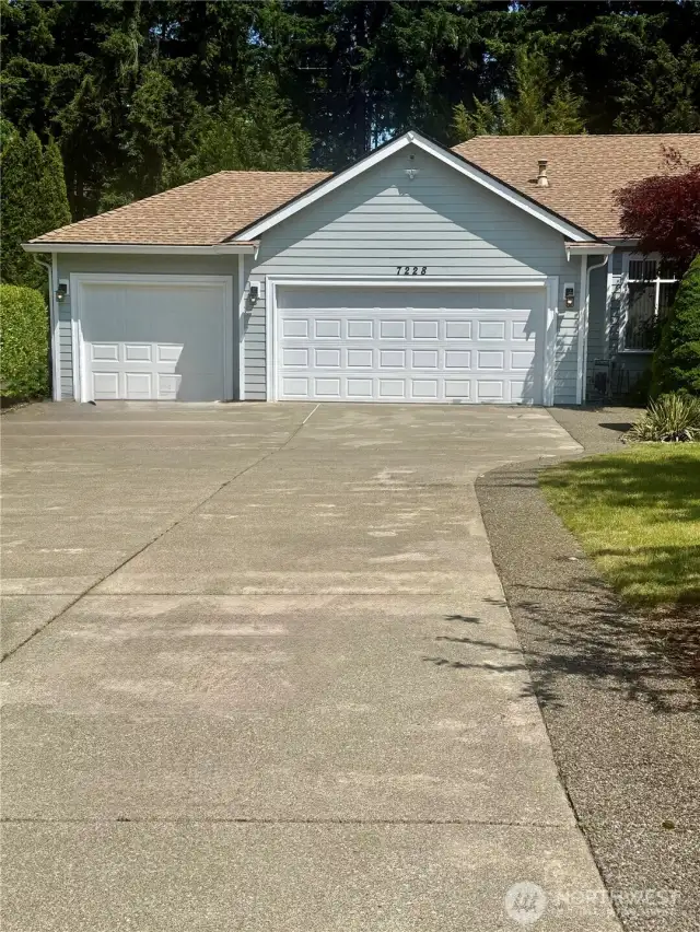 3- Car Garage