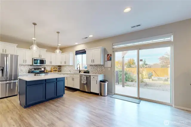 kitchen to outside patio/pergola