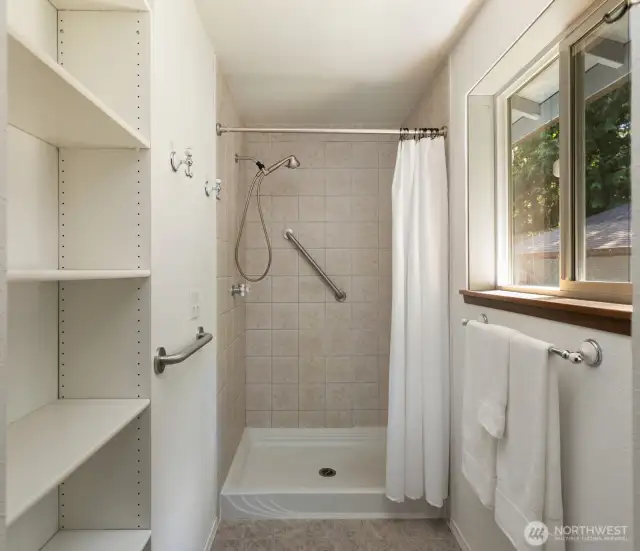 Master Bath Walk in Shower