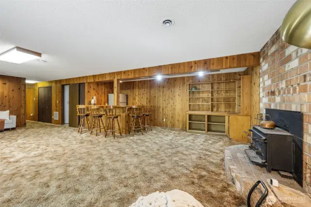 Basement Rec Room Ba