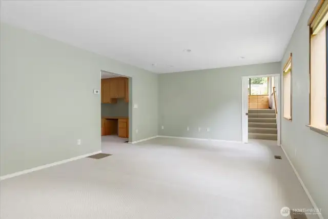 Bonus room which could be family room or large guest suite
