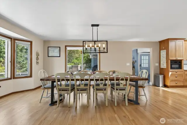 Huge dining room with plenty of room for big gatherings and entertaining.  Hardwood floors were buffed and sealed.