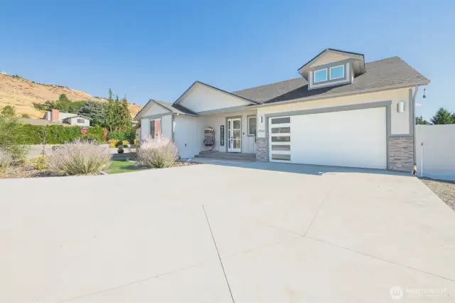 Extended driveway for ample parking