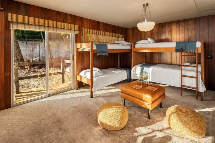Main cabin open sleeping area