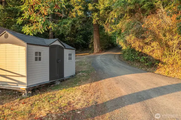 Shed and circular drive