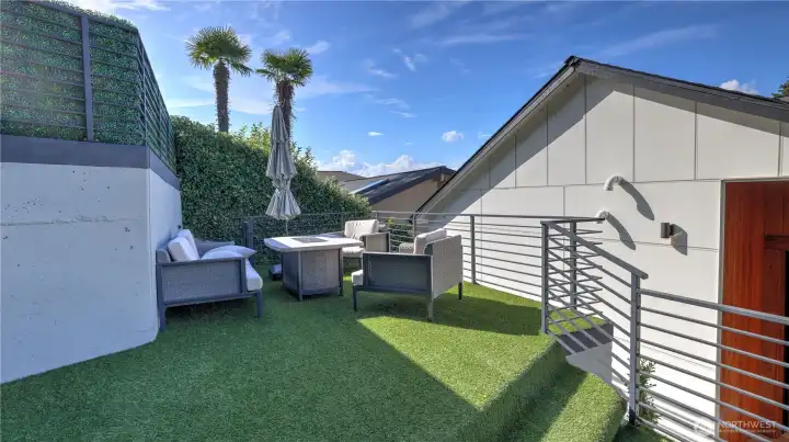 Backyard oasis with plenty of room to relax