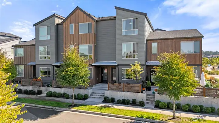 Welcome to the Towns Collection at Ten Trails!