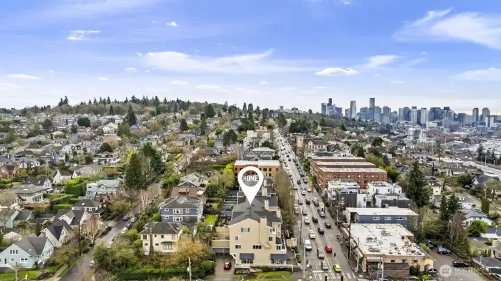 Endless restaurants, historical parks, great local boutiques - all yours to enjoy!