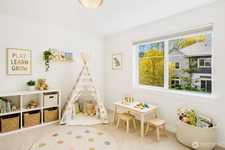 3rd bedroom at upper level