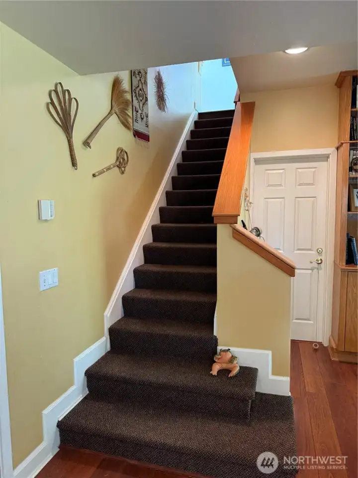 Let's head upstairs to the Great Room. Let's head upstairs to the Great Room.