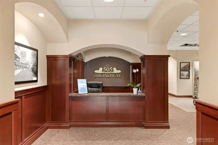 THe front desk for 505