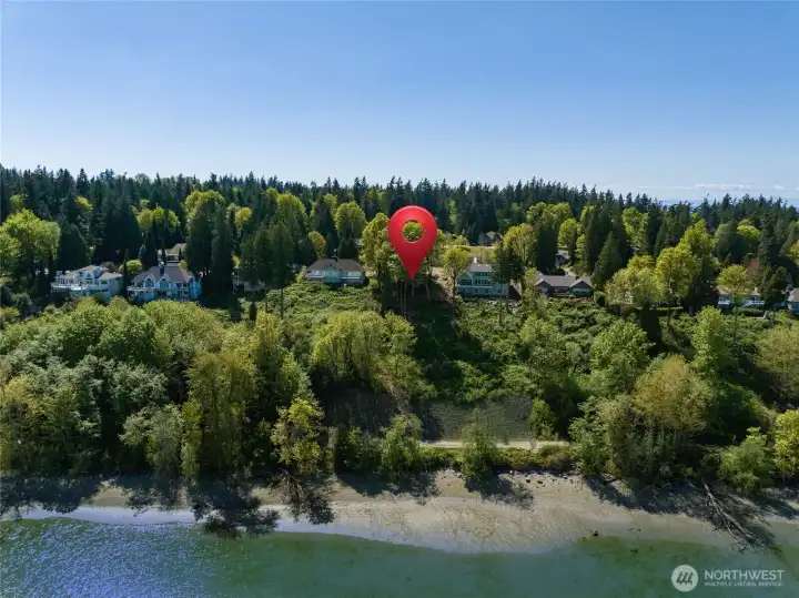 High bank location delivers panoramic views